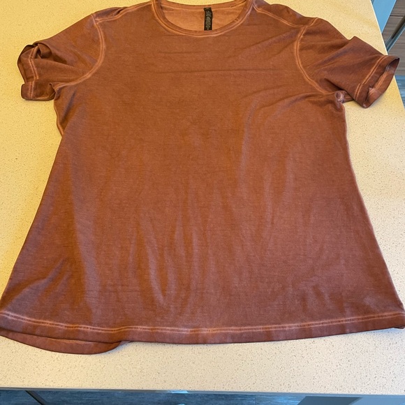 lululemon athletica Other - Lululemon fundamental t